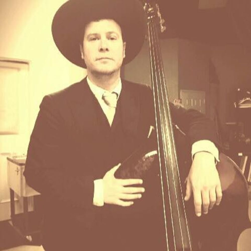 Meet your Posher, Eric